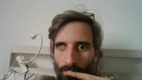 stroke1 online show from February 25, 8:51 am