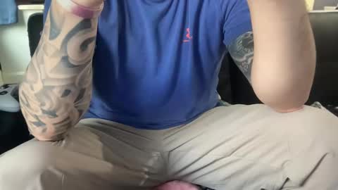 stroking33again online show from February 4, 7:00 pm