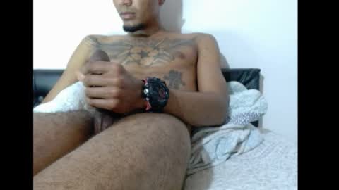 stronganddelicious online show from December 3, 6:58 am