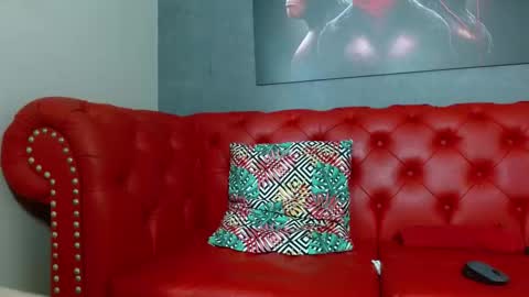 stuart_white online show from October 27, 2:17 pm