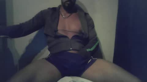 Snapshot of studdotcom chatting on October 1, 5:01 pm Ero online show from October 1, 5:01 pm