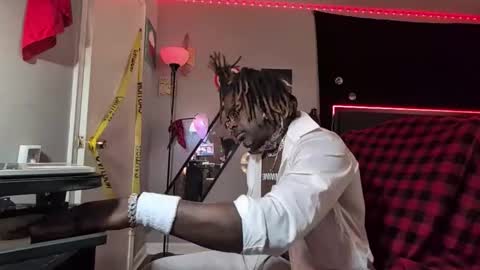 Hot Chocolate online show from February 8, 7:28 pm