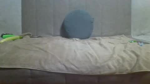 sub_12107 online show from November 18, 8:01 pm