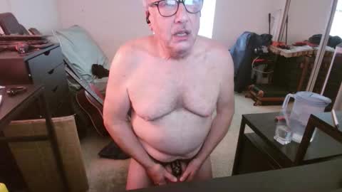 Sublcr online show from November 8, 7:50 pm