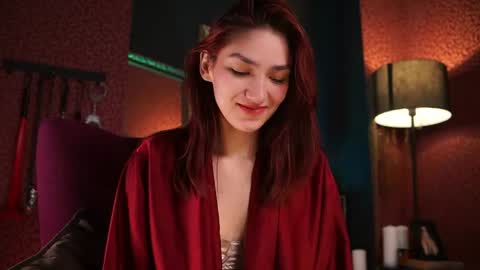 subtleart_ online show from May 28, 2:59 pm