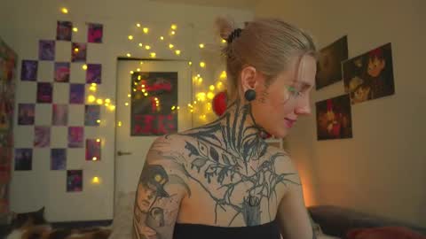 succubus_66 online show from February 11, 10:36 am