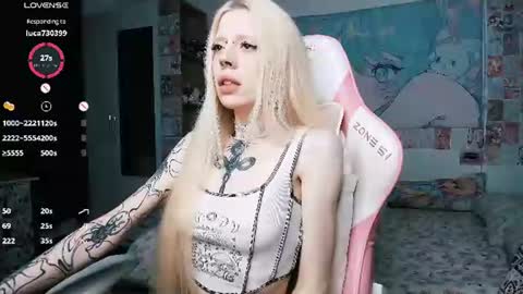 succubus_leslie online show from July 23, 10:24 am