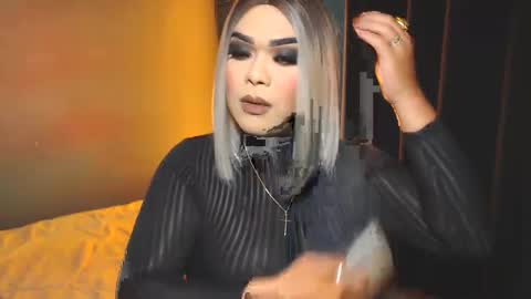 JADE ELYSE online show from December 21, 11:45 pm