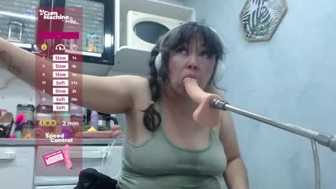 Sucky  online show from April 14, 5:05 pm