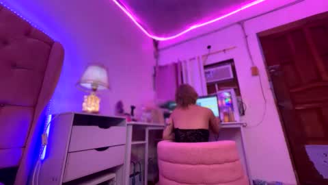 your ultimate goddess online show from May 28, 9:13 pm