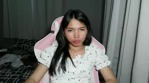 sugar_holly96 online show from April 17, 1:02 pm