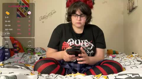 SugarStock online show from September 26, 5:04 am