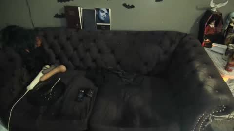 Sugary online show from September 25, 4:30 am