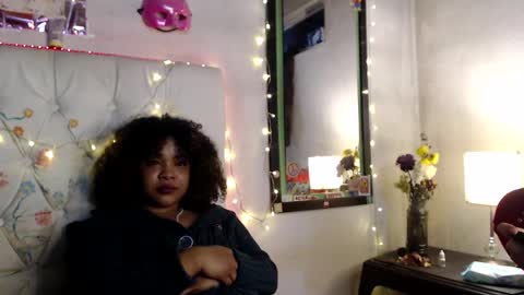 suggabrown_ online show from March 1, 8:23 am