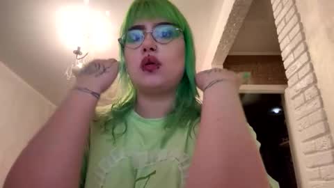 Alice Suicide online show from May 12, 11:47 pm
