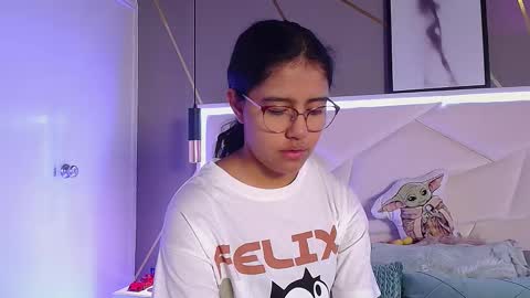 SUKI online show from February 23, 11:45 am