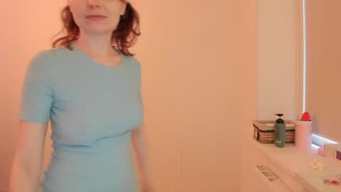 Summer Preston online show from May 27, 1:08 pm