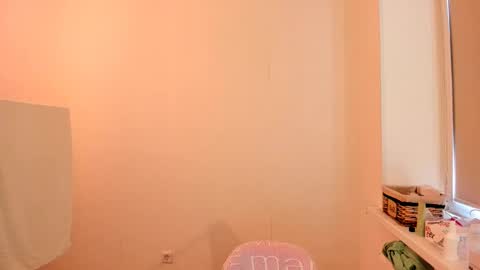 Snapshot of summer_preston chatting on February 21, 1:00 pm Summer Preston online show from February 21, 1:00 pm