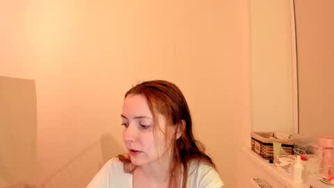 Snapshot of summer_preston chatting on March 6, 7:54 pm Summer Preston online show from March 6, 7:54 pm