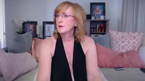 SummerKnightzzz online show from February 20, 2:41 pm