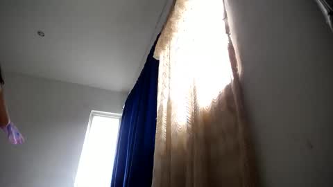 moon1 online show from April 9, 4:01 pm