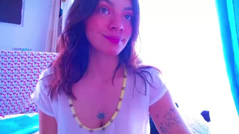 moon1 online show from November 20, 12:37 pm