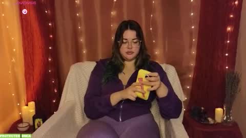 Snapshot of sunflower0907 chatting on October 1, 8:13 am Tina. Im topless model online show from October 1, 8:13 am