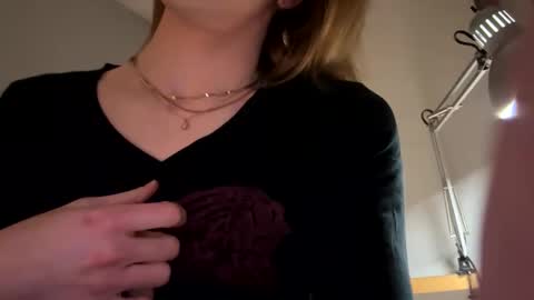 sunfun1992 online show from January 12, 2:14 am