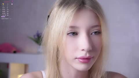 Lily online show from May 23, 2:57 pm