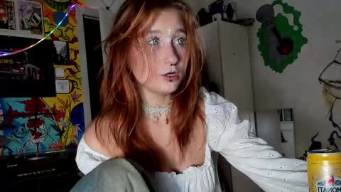 Snapshot of sunny_mouse chatting on September 16, 6:22 pm Sunny online show from September 16, 6:22 pm