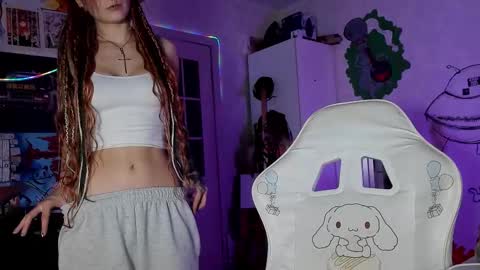 Snapshot of sunny_mouse chatting on October 6, 4:14 pm Sunny online show from October 6, 4:14 pm