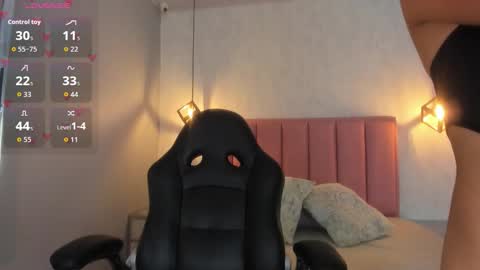  S U N N Y online show from January 17, 12:47 pm