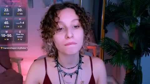 Mia online show from April 14, 5:44 am