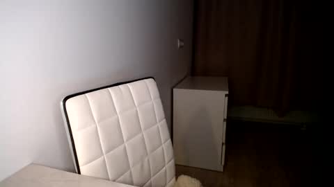 sunshine_in_your_life online show from December 1, 2:20 am