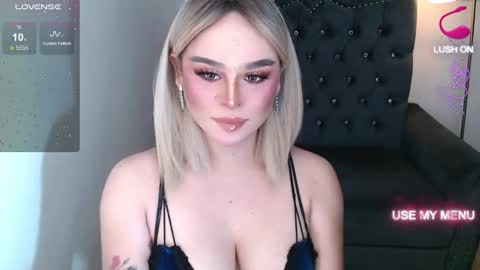 Snapshot of superh0tangelxx chatting on September 21, 2:04 am CARMINA online show from September 21, 2:04 am