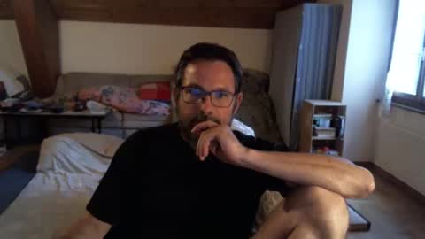 Snapshot of supersquirrel81 chatting on September 22, 4:11 pm supersquirrel81 online show from September 22, 4:11 pm