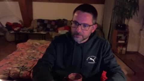 supersquirrel81 online show from April 5, 2:41 am