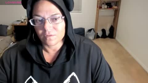 Snapshot of supervagtastic chatting on October 1, 10:25 am Supervagtastic online show from October 1, 10:25 am