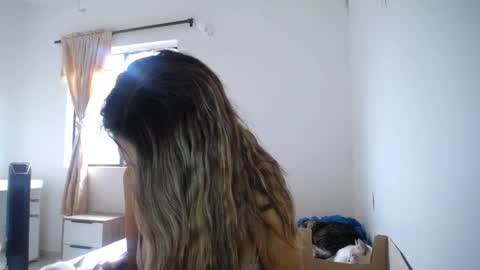 Susana online show from February 4, 8:49 pm