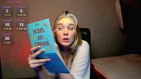 susanbev online show from February 25, 9:57 am