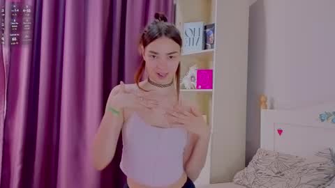 susannahtrojahn online show from May 25, 4:02 pm