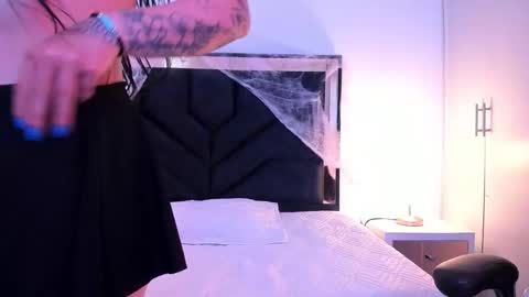 Snapshot of susanvilla chatting on October 20, 7:41 pm susanvilla online show from October 20, 7:41 pm