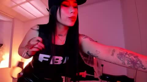 Snapshot of susanvilla chatting on October 11, 10:02 pm susanvilla online show from October 11, 10:02 pm