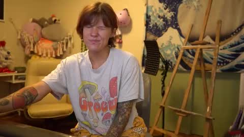   online show from November 18, 6:22 pm