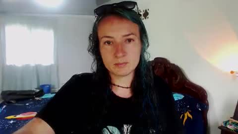 Susi online show from March 18, 9:53 pm