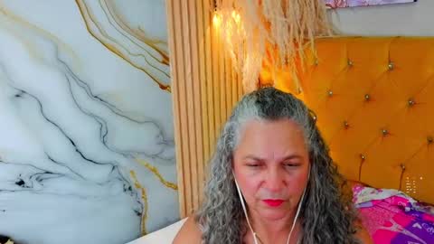 Sussy  online show from May 6, 3:01 am
