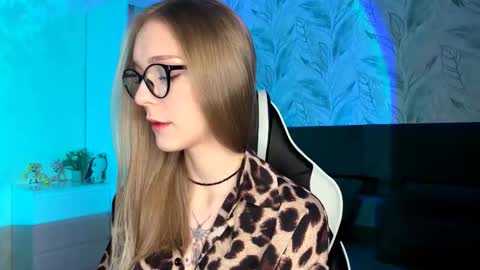 Jessica online show from November 5, 4:53 pm