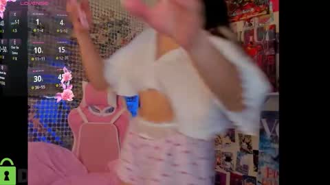 Hey Im Suzane online show from January 6, 4:05 am