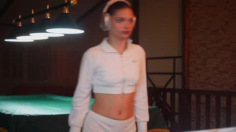 Stacy online show from May 30, 11:25 pm