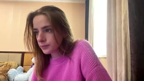 Emila online show from May 10, 12:44 pm
